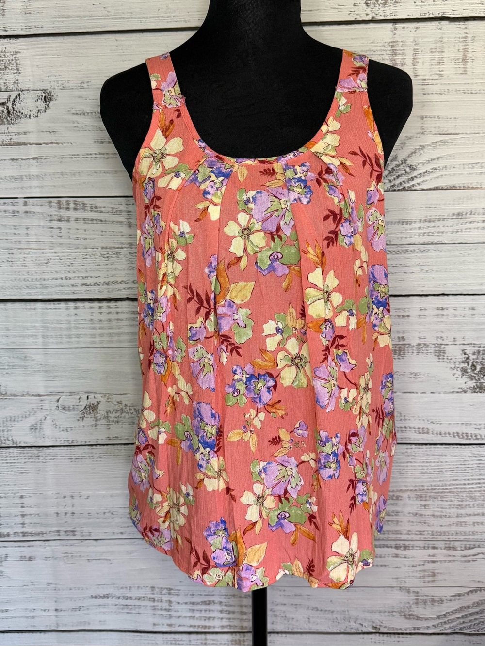 FLORAL HAPPINESS PLEATED TANK TOP- CORAL  women’s small Pulse Boutique nwot